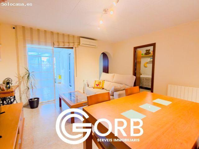 4 HABITACIONES Y TERRAZA A NIVEL DE COMEDOR EN LA LLANTIA!