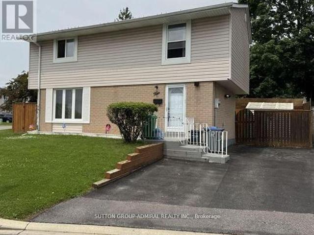 4 Hardcastle Court, Brampton, ON, L6S 2A9 house for sale | Listing ID W13555 | Royal LePage