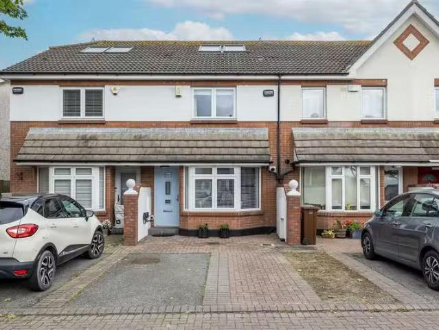 4 Hazel Court, Portmarnock, County Dublin