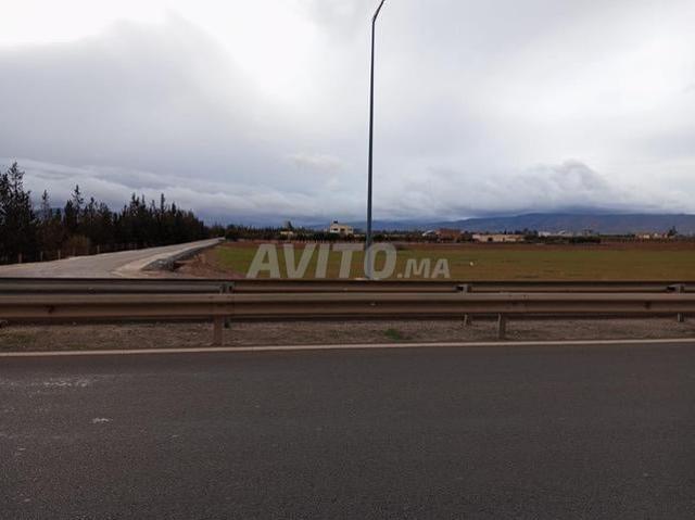 4 hectares 2000m route matar Oujda avd
