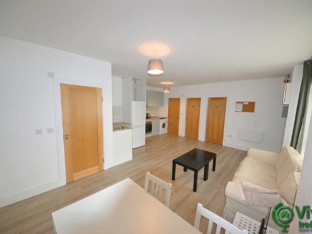 4 Herberton Road