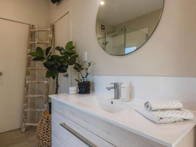 4 Hillside Road, Ostend, Waiheke Island