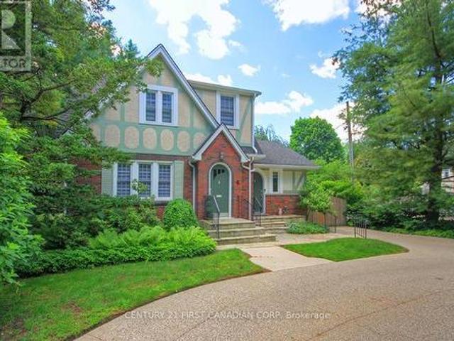4 Jerseyville Road E, Hamilton Ancaster, ON, L9G 1K1 house for sale | Listing ID X13485 | Royal LePage