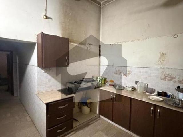 4 Kanal old house for sale Model Town