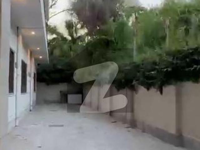 4 Kanal Big Villa Available For Rent F 8