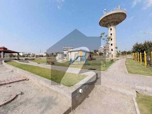 4 Kanal Corner Farmhouse Plot Available for Sale in Gulberg Greens Block A