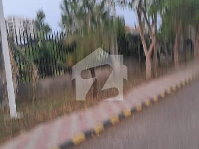 4 Kanal Developed Possession Farmhouse Plot For Sale Block C, Gulberg Greens, Islamabad