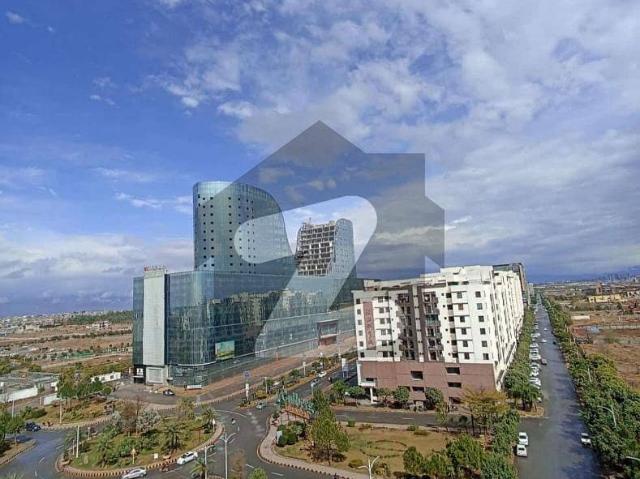 4 Kanal Front & Back Open Lake Facing Farmhouse Plot for Sale C Block, Gulberg Greens