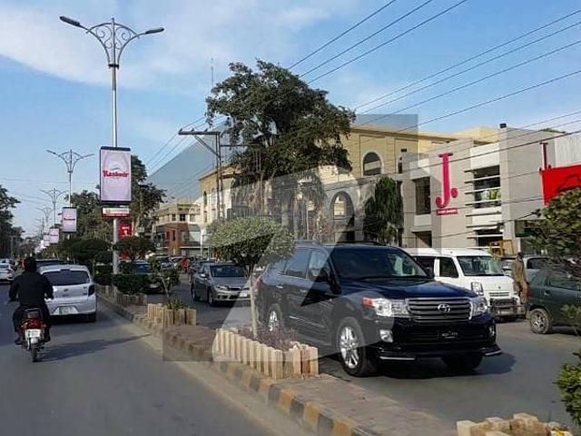 4 Kanal Plot With Approved Project Commercial Building