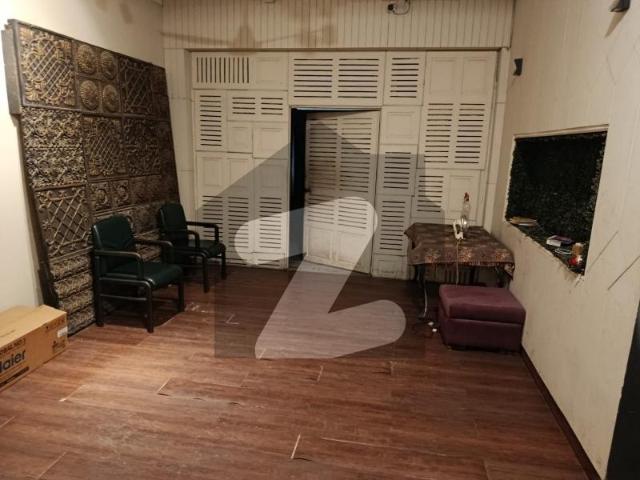 4 Kanal single Storey House For Rent For Office Use 2 kanal back side park Garden Town