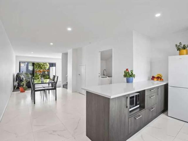 4 Koiora Road, Clarks Beach, Franklin