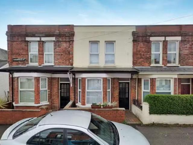 4 Laganvale Street
