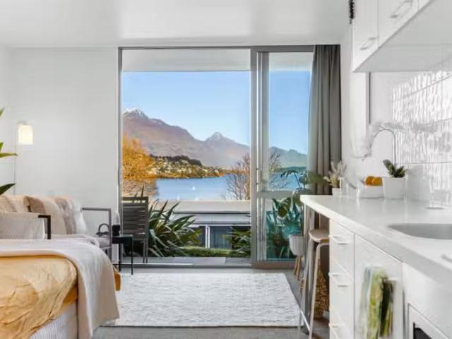 4 Lake Avenue, Frankton, Queenstown