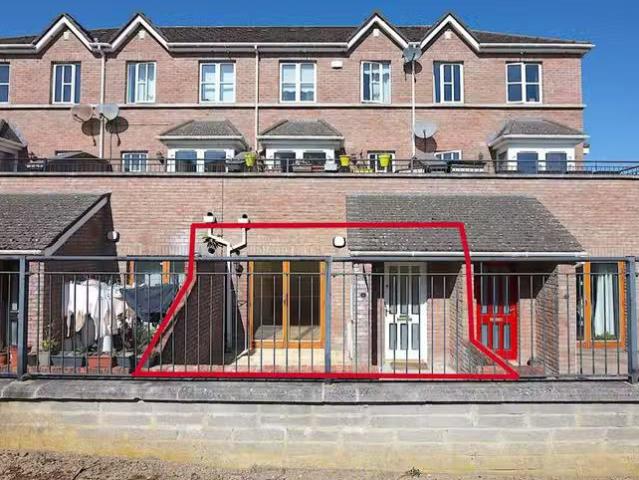 4 Latchford Close, Clonee, Dublin 15, D15CH94 is for sale