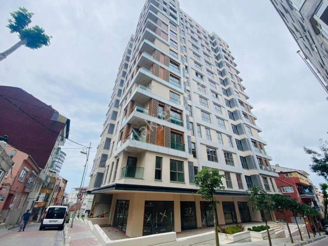 4 Levent Çeliktepe Kiralık Geniş Rezidans Altı Merkezir Dükkan