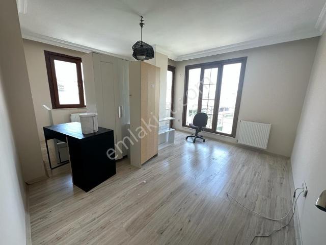 4.levent Metroya 5 Dk. 3+1 Kiralık Dubleks Daire, Artum'dan