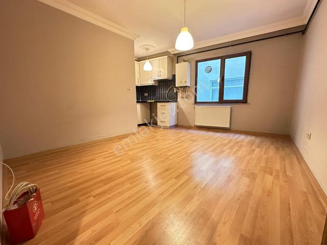 4.levent Metroya 8 Dk. 2+1 Kiralık Daire,artum'dan