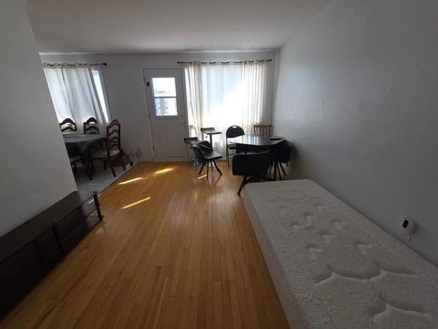 4 ½ LIBRE À PARTIR DU 1ER JANVIER – CHARLESBOURG QUÉBEC