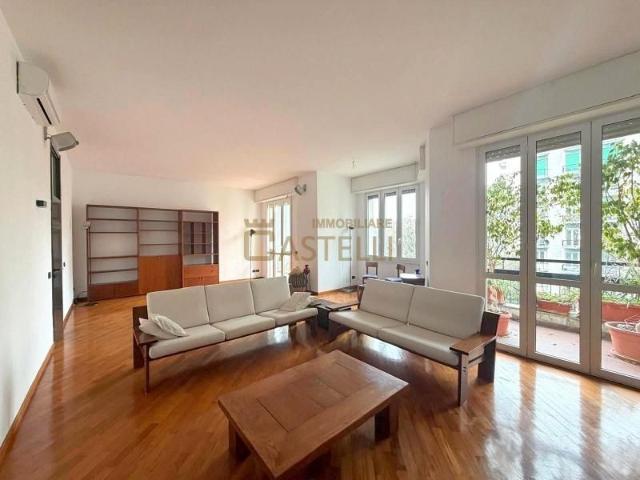 4 Locali Via dei Pellegrini 3.650€