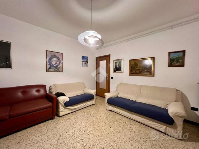 4 LOCALI A VILLA D'OGNA