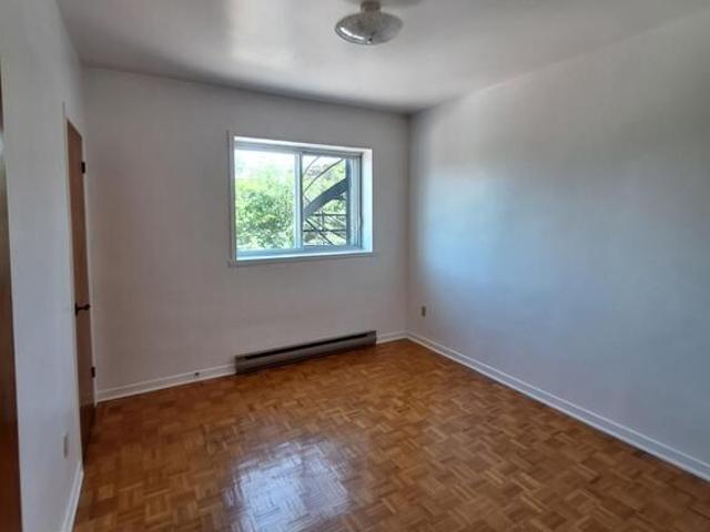 4½ Logement Stylé Condo
