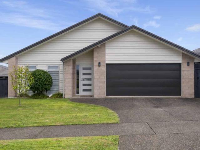 4 Penetaka Heights, Pyes Pa, Tauranga For Sale