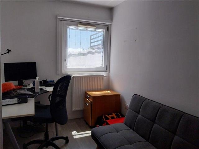 4 pièces 77 m² 1er étage Colocation non autorisée