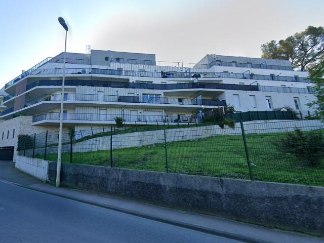 4 pièces · 77 m²
