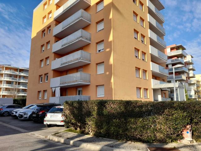 4 pièces · 76.44 m²