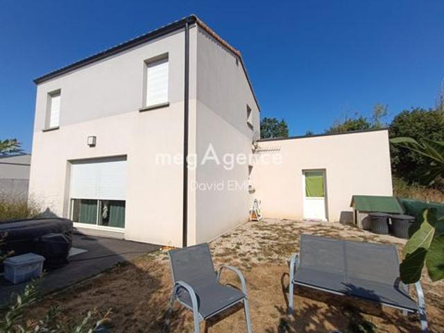 4 Pièces, 87 m2, 3 chambres, FROIDFOND