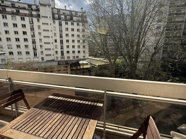4 pièces 84m2 avec balcons, parking et cave à Nation