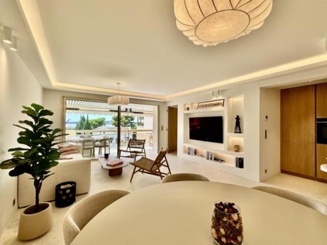 4 PIÈCES 102 M2 VUE MER + ÎLES DE LÉRINS