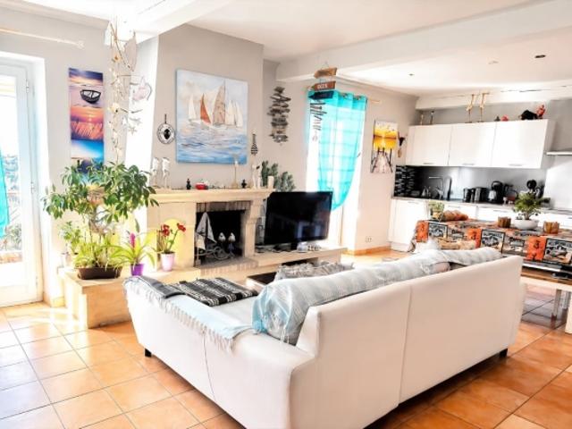 4 pièces 110 m² COLOMARS MAISON 110m2