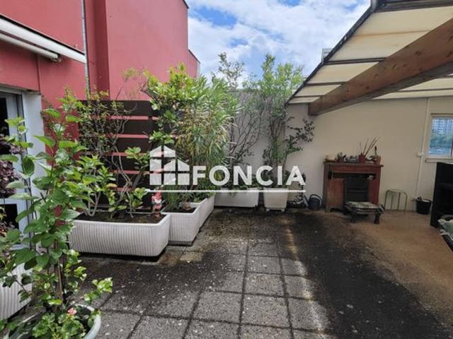 4 PIECES TERRASSE de 50 M2