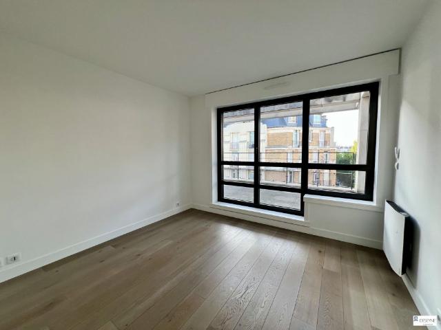 4 pièces vide refait à neuf + terrasse + parking + cave