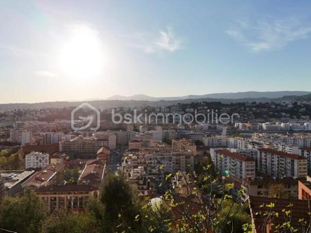 4 PIÈCES – VUE MER – ENVIRONNEMENT CALME – RÉSIDENCE RECENTE