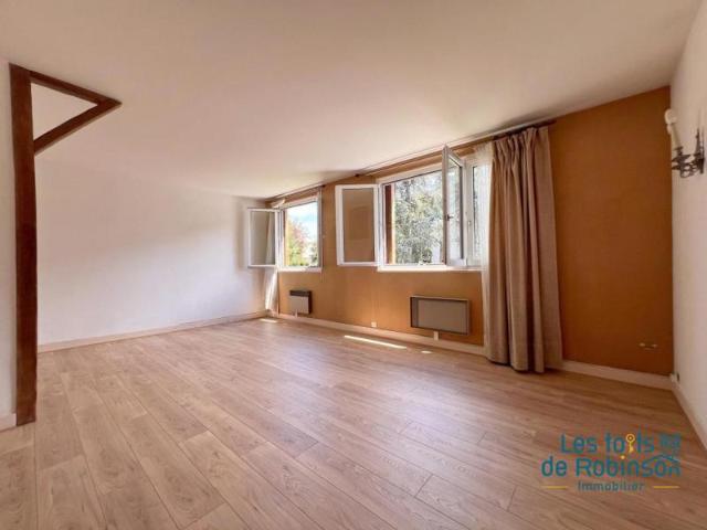 4 pièces confortable proche RER B