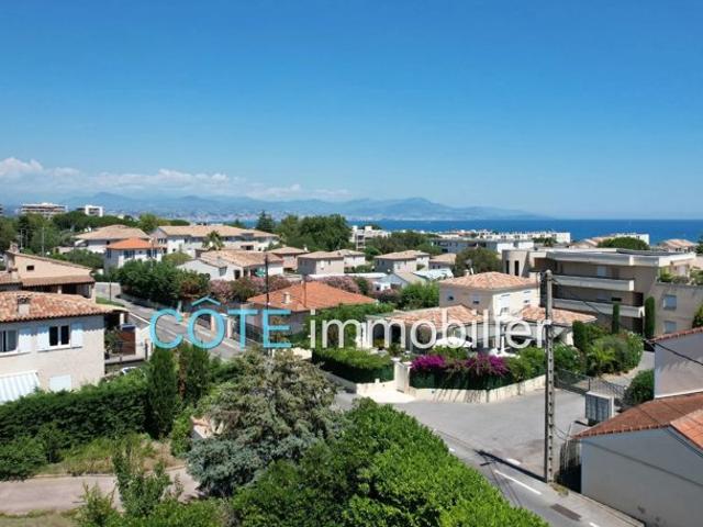 4 pièces dernier étage vue mer panoramique résidence luxueuse