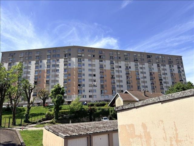 4 pièces Meublé 65,16 m² 1er étage Colocation autorisée