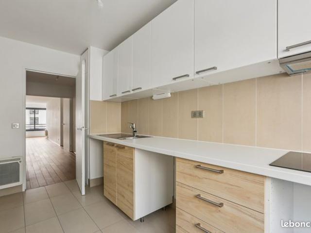 4 pieces parfait etat