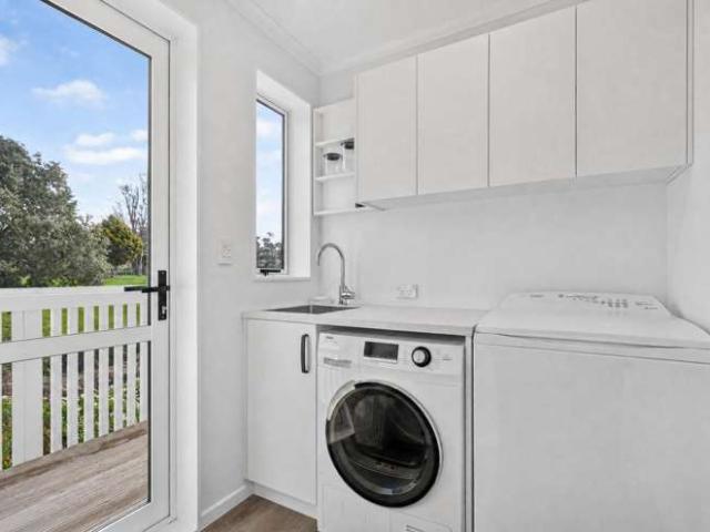 4 Pinedale Crescent, Riversdale, Masterton