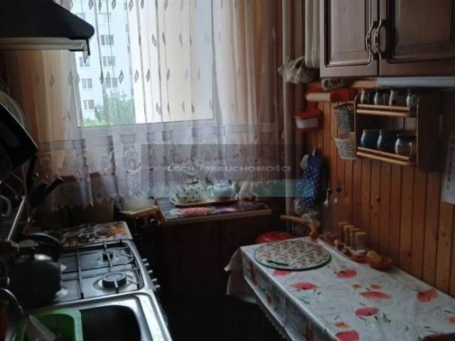 4 pokojowe mieszkanie 72 m² na Bemowie do remontu