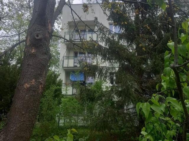 4 pokojowe mieszkanie 82 m2 z balkonem na Ursynowie