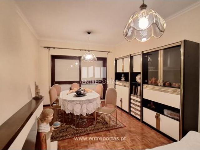 4 quarto, Trofa Trofa 99472862