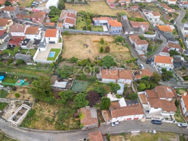 4 quarto, Trofa Trofa 102526997
