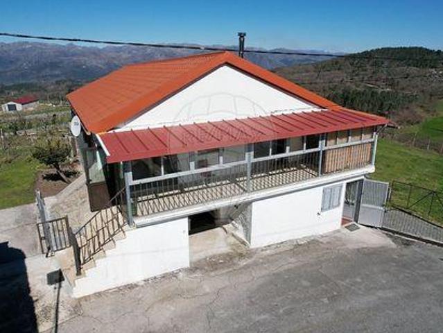 4 quarto, Vieira Do Minho Braga LS101198980