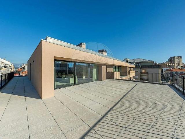 4 quarto, Vila Nova de Gaia Vila Nova de Gaia 4430 999 103959582