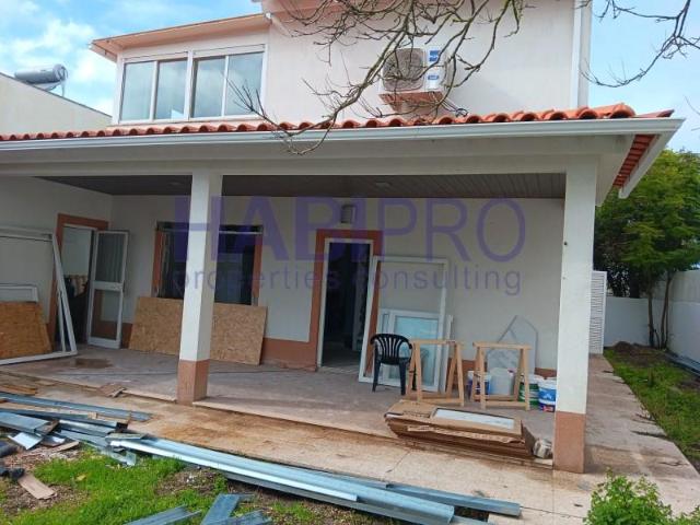 4 quarto, Almada Almada LS88679634