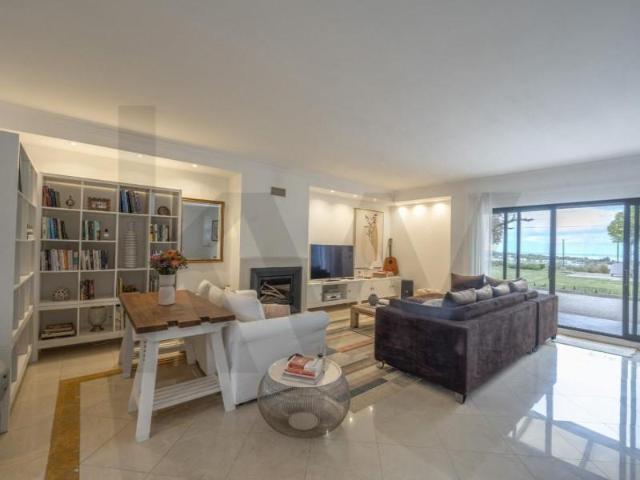 4 quarto, Almada Almada 102441610