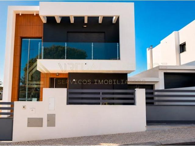 4 quarto, Almada Almada 102723150